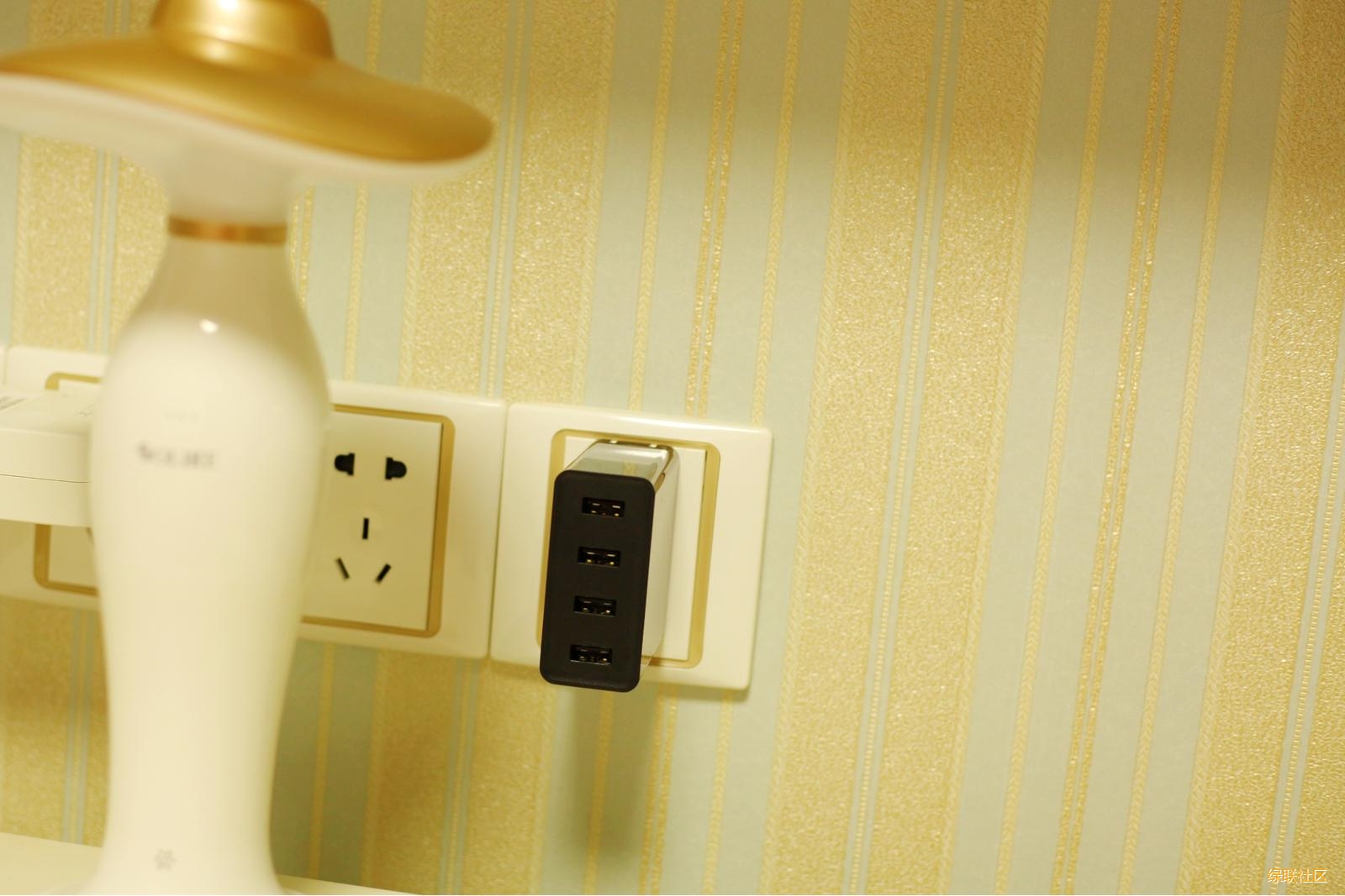 4口充电器,beats3654口电源适配器