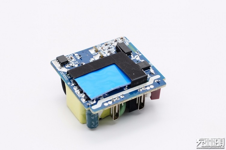 beats365PD20W充电器开箱评测：拆解篇（下）