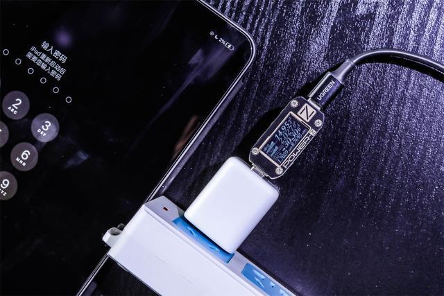 beats36530W氮化镓充电器评测：这或许是iPhone13Pro的最佳同伴